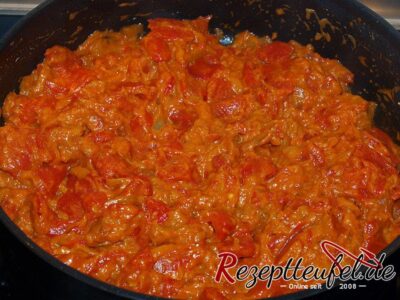 Die Paprikastücke und Auberginenwürfel nach ca. 60 Minuten