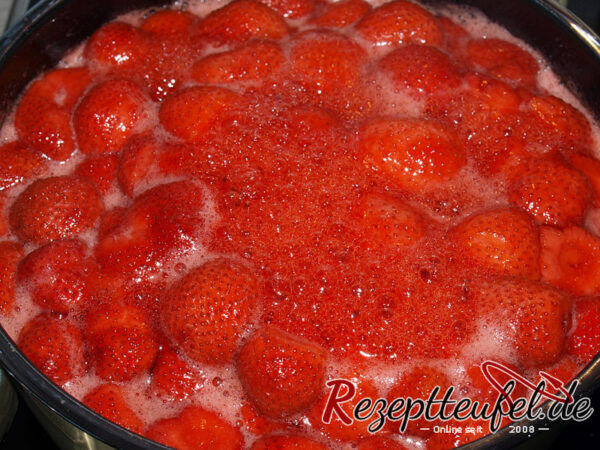 Sprudelnd kochen lassen