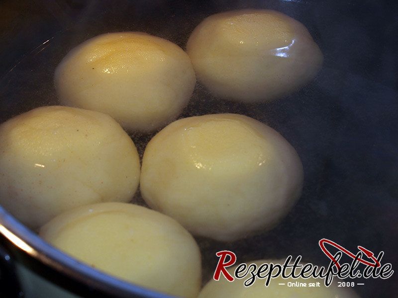 Die hochgeschwemmten Kartoffelknödel