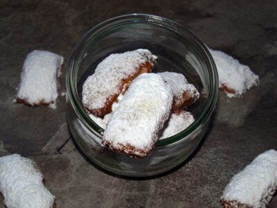 Stollenkonfekt ohne Hefe