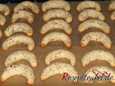 Die Vanillekipferl sind gebacken