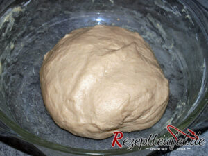 Zutaten für Vorteig verkneten