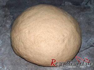 Zutaten für Brotteig verkneten