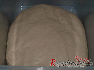 Brotteig 30 Minuten gehen lassen