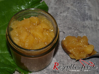 Karamellisiertes Apfel-Rhabarber-Kompott