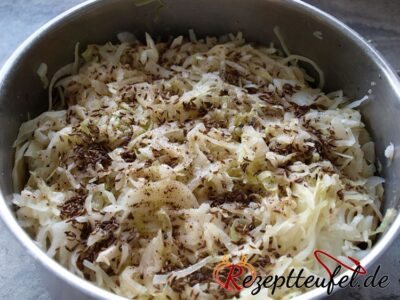 Das Schichtmittag vom Spitzkohl direkt aus dem Ofen