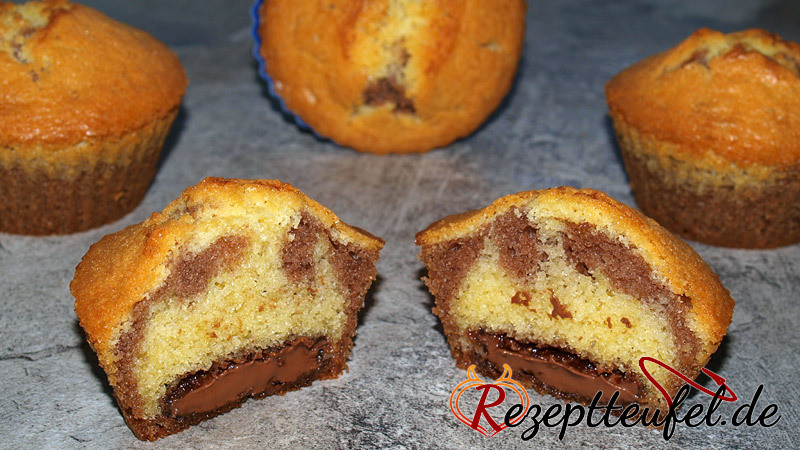 3-Farben-Muffins mit Nougatkern