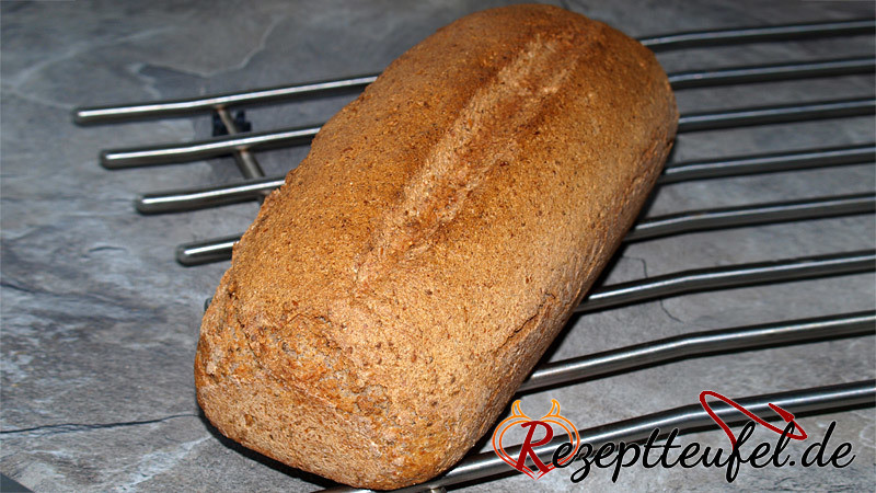 Blitzbrot – Vollkornbrot mit Goldleinsamen und Chia