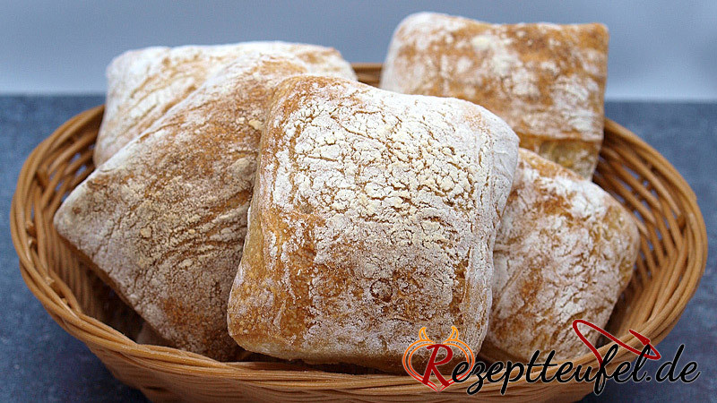 Ciabatta-Brötchen ohne Sauerteig