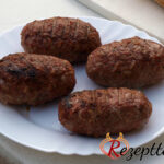 Gefüllte Frikadellen vom Grill