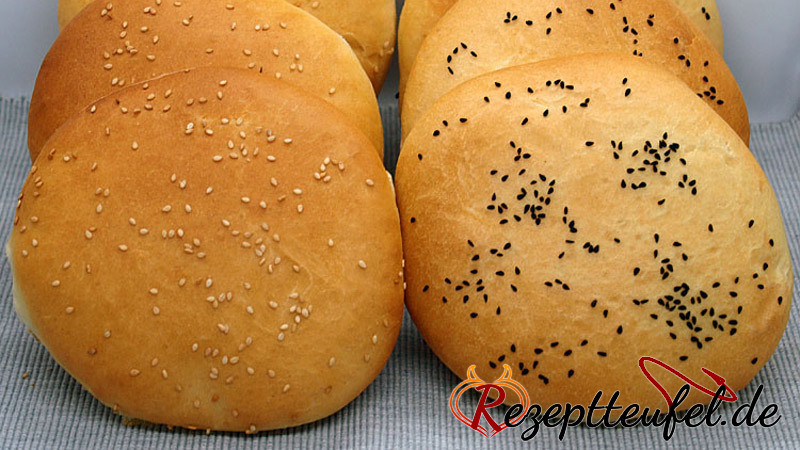 Kleine Fladenbrote (zum Füllen geeignet)