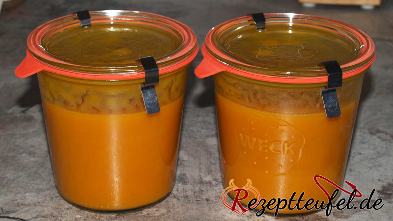 Eingekochte Kürbiscremesuppe / Kürbissuppe