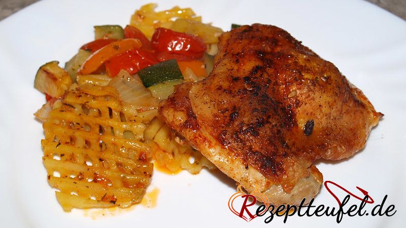 Pollo Fino auf buntem Ofengemüse