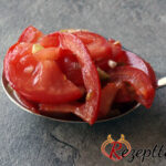 Tomatensalat mit Essiggurke