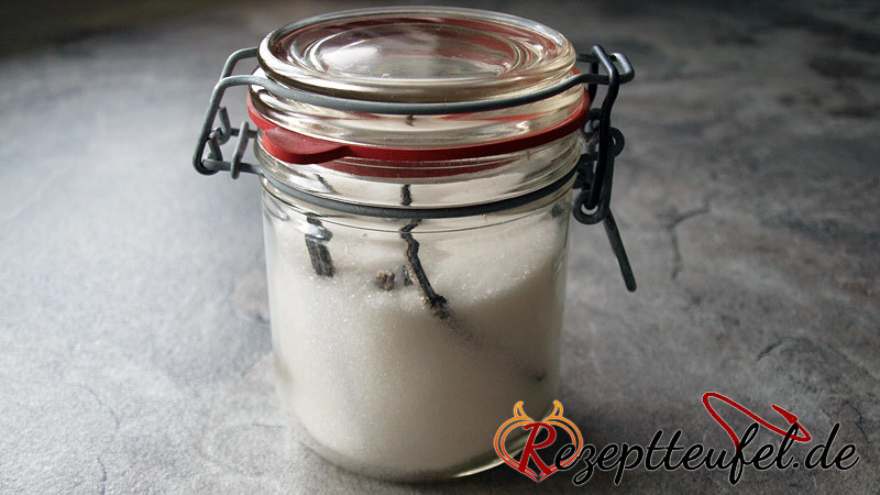 Vanillezucker in der Variante mit Vanillestangen