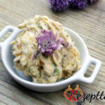 Schnittlauchblütenbutter