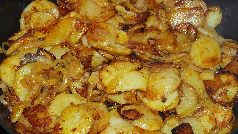 Bratkartoffeln aus rohen Kartoffeln