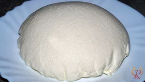 Der frisch zubereitete Frischkäse