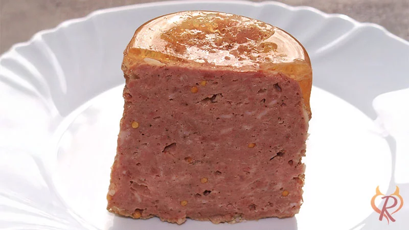 Aus dem Glas gestürzt und längs aufgeschnitten