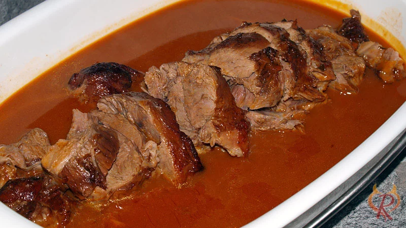 Geschmorte Kalbshaxe aus dem Backofen