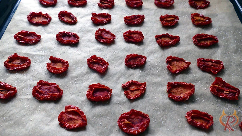 Getrocknete Tomaten mit gummiartiger Konsistenz