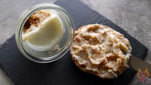 Würziges Griebenschmalz mit Apfel und Zwiebel