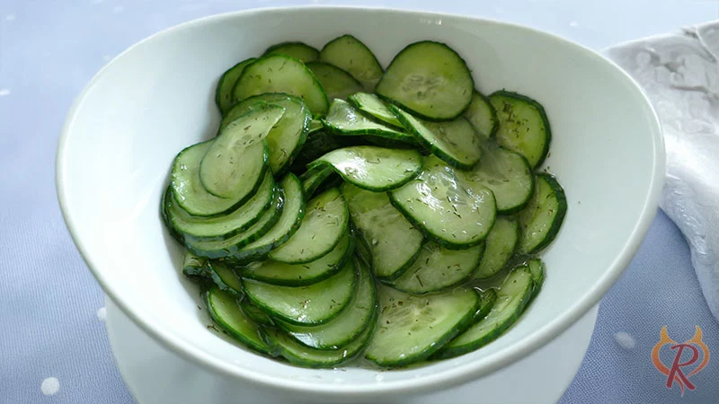 Bild zum Rezept für Gurkensalat mit Essig-Öl-Dressing