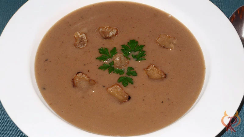 Maronen-Cremesuppe mit Portwein