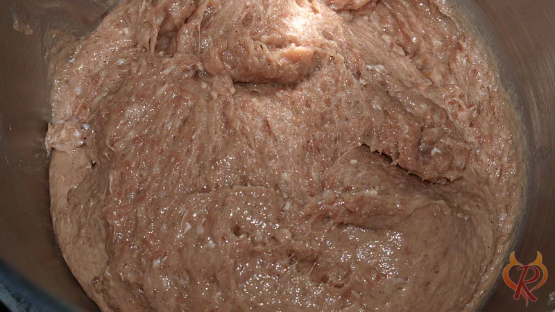 Gebundene, verklebte Wurstmasse