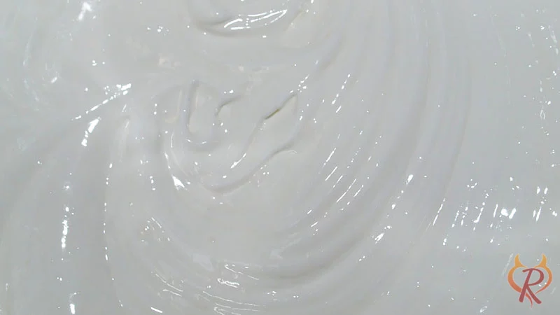 Eischnee mit Puderzucker